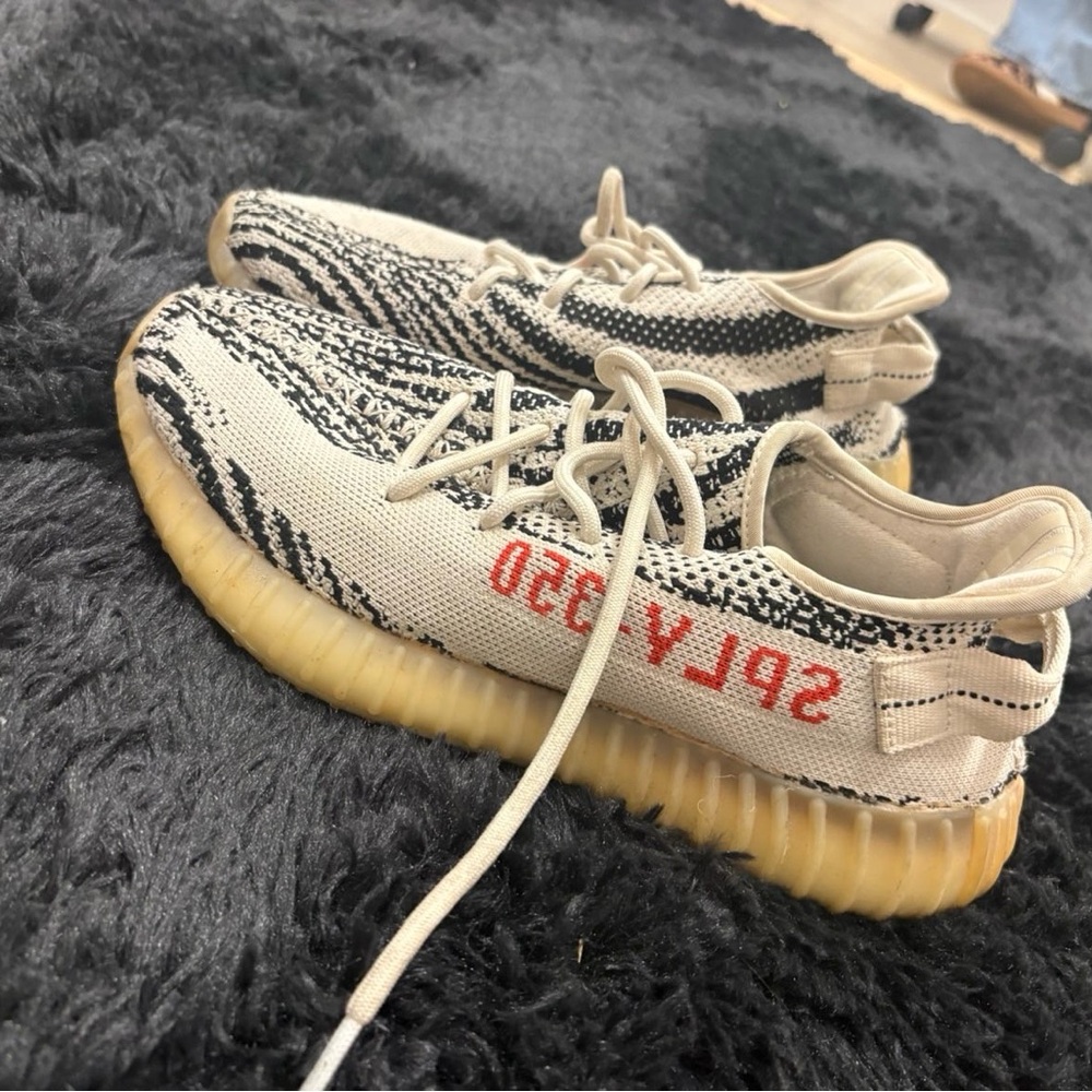 Yeezy Sneakers